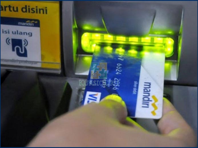 2. Masukkan Kartu ATM