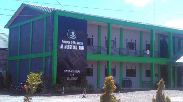 13. Pondok Pesantren Mursyidul Amin
