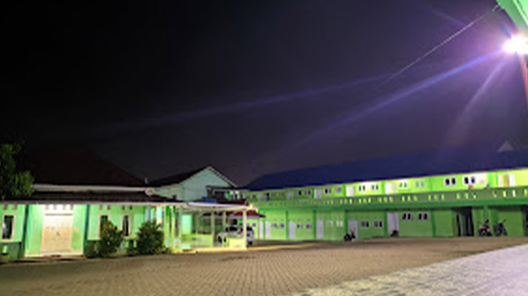 18. Pondok Pesantren Roudlotun Nasyiin